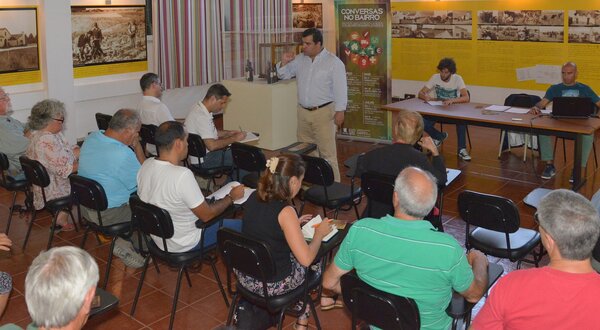 conversas_no_bairro_pegoes_1400x550