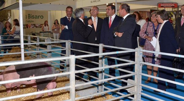 feira_porco_2014_1400x550