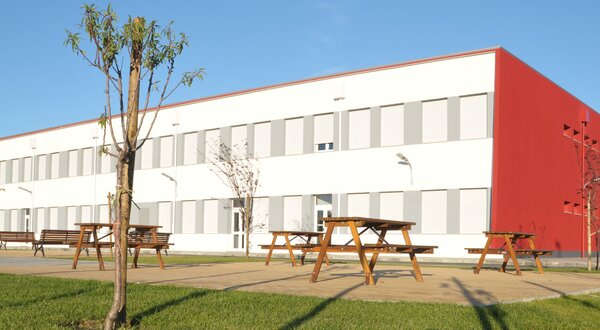 Escola_Esteval_1400x550