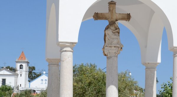 Cruzeiro_Quinhentista_Atalaia_1400x550