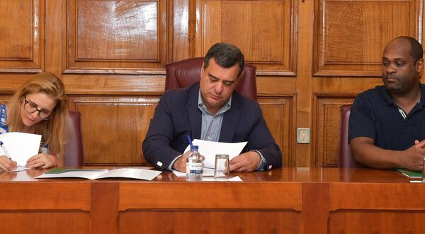 DSC_3901__Large__1400x550