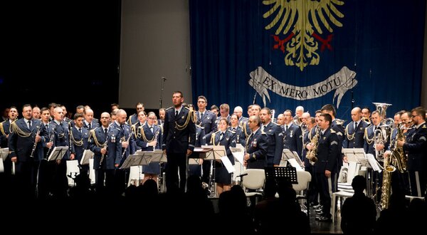 550x1400px_Forca_Aerea_Portuguesa_Concerto_de_Ano_Novo