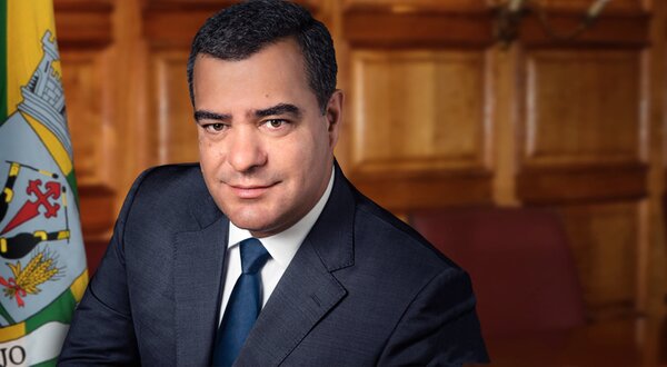 Nuno_Canta_Presidente_2018_1400x550_1_1024_2500