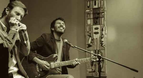 pela_rua_fora_3a_1_1024_2500