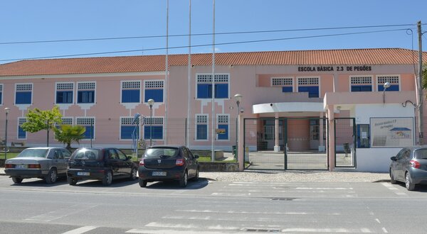 escola_basica_2_3_pegoes_1400x550