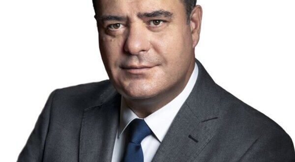 nuno_canta_presidente_cm_montijo_1_600_600