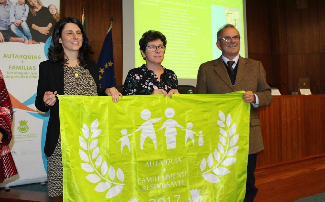 __familiarmente_responsavel