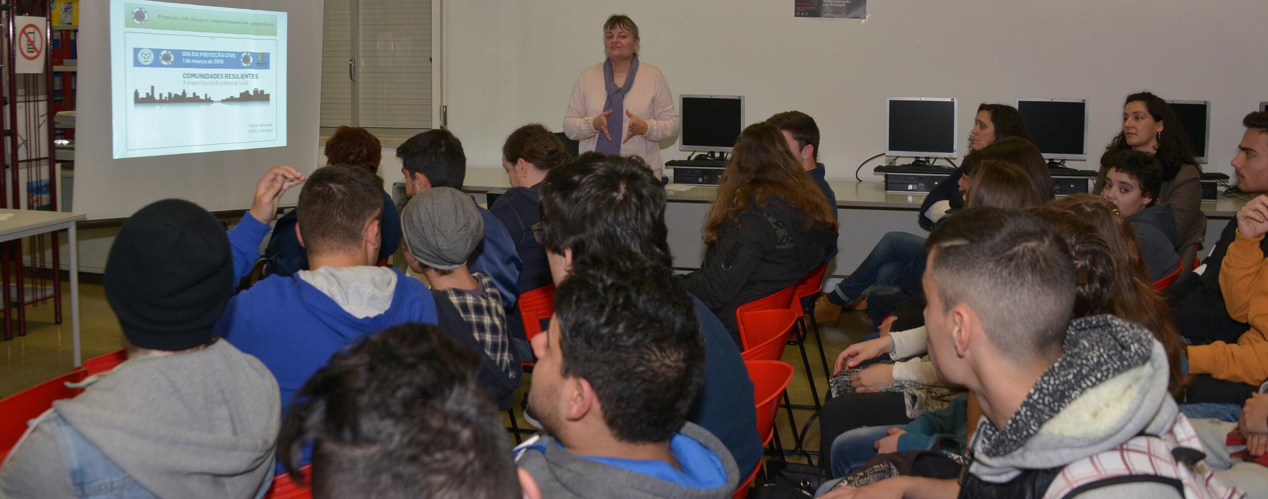 Dia da Proteção Civil - Escola Poeta Joaquim Serra