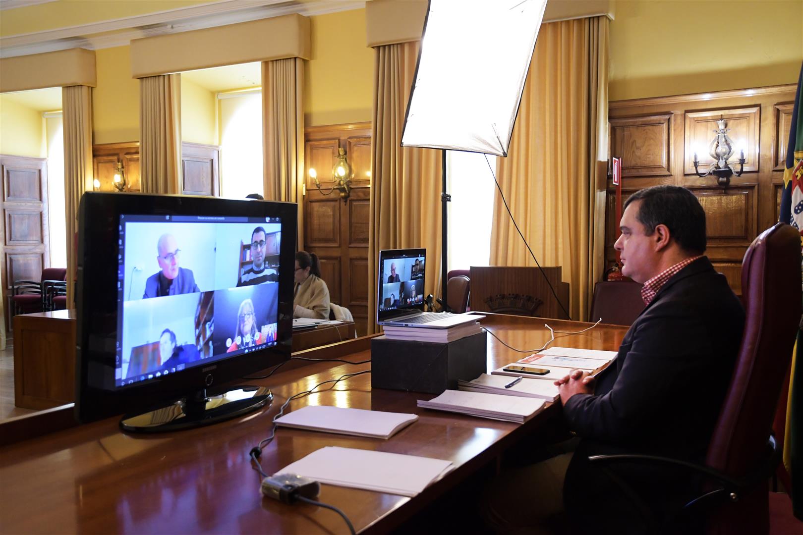 reuniao_camara_1_abril_por_videoconferencia__2_