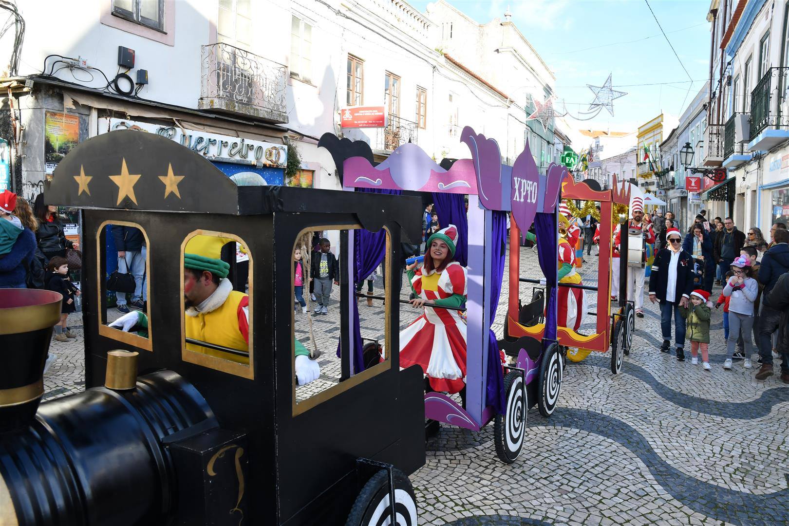 48208231_2301688643209857_8024552540332883968_n