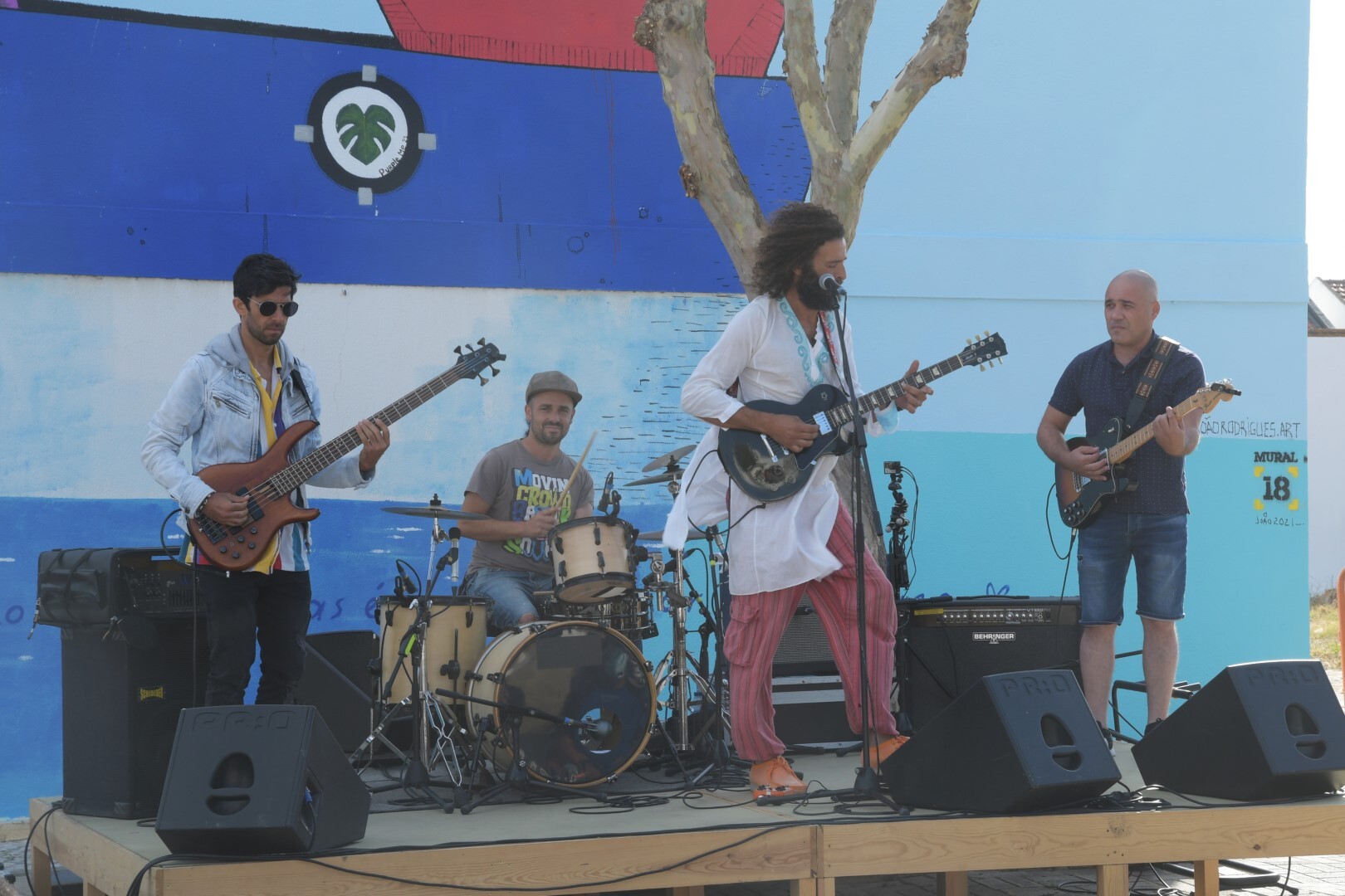 joao_rodrigues___largo_da_igreja_do_afonsoeiro_2