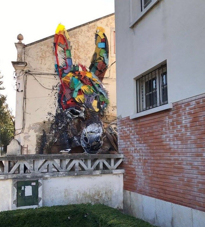 mural_serie_big_trash_animal___trash_head_donkey_3