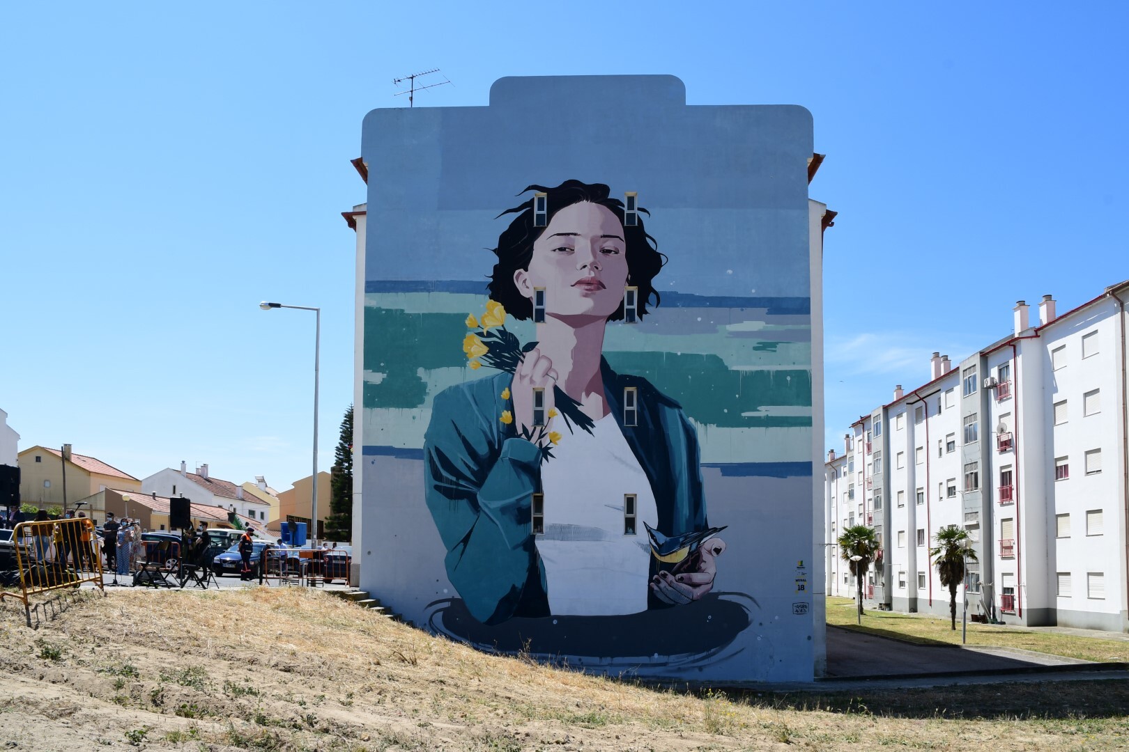 mural_we_are_the_flowers_2