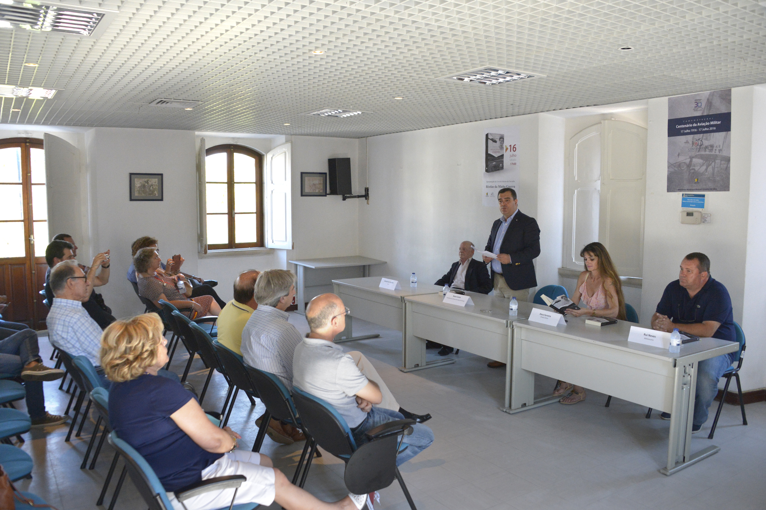 Apresenta__o_do_livro_R_stias_da_Minha_Terra__4_