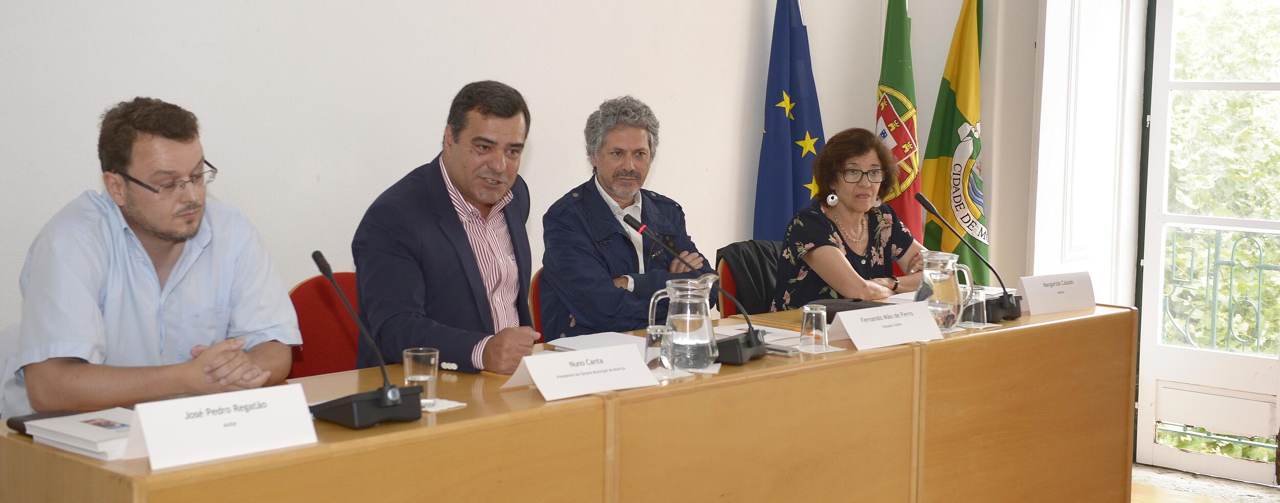 Artes Plásticas no Montijo em livro (c/vídeo)