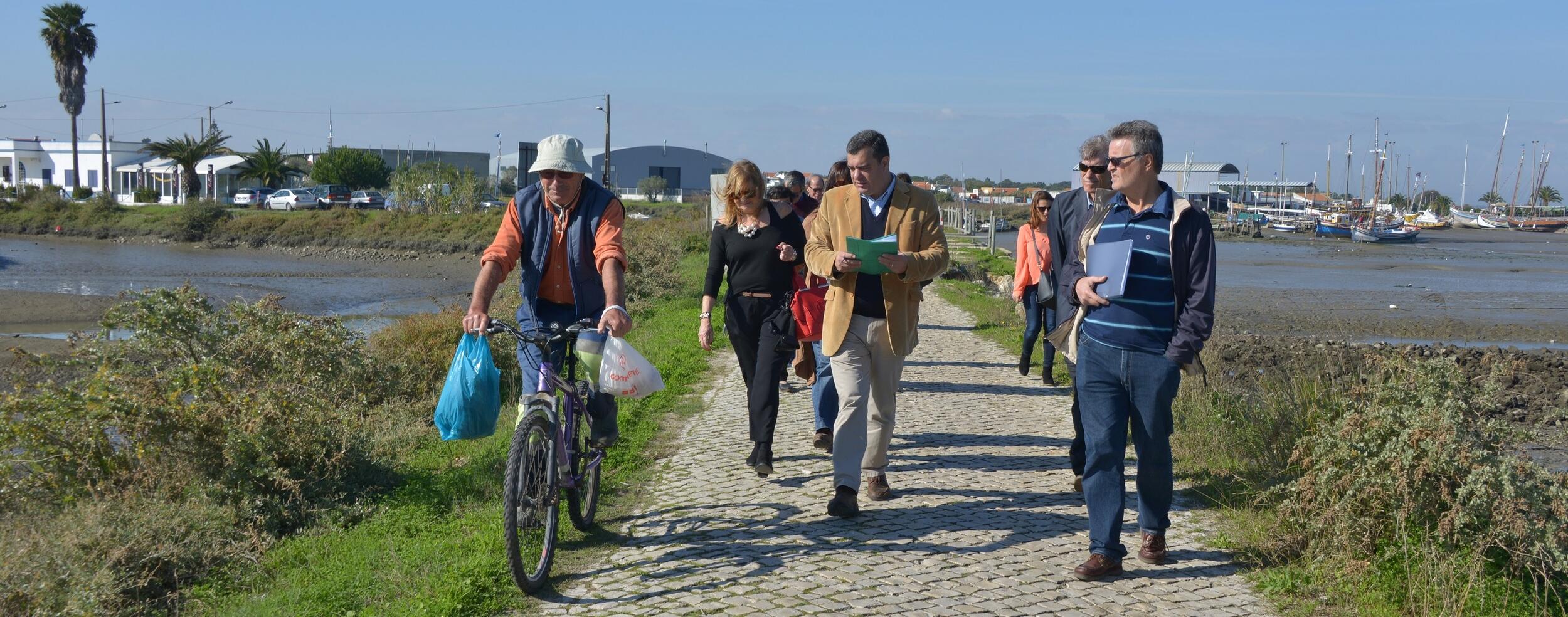 Presidente e vereadores visitam Sarilhos Grandes
