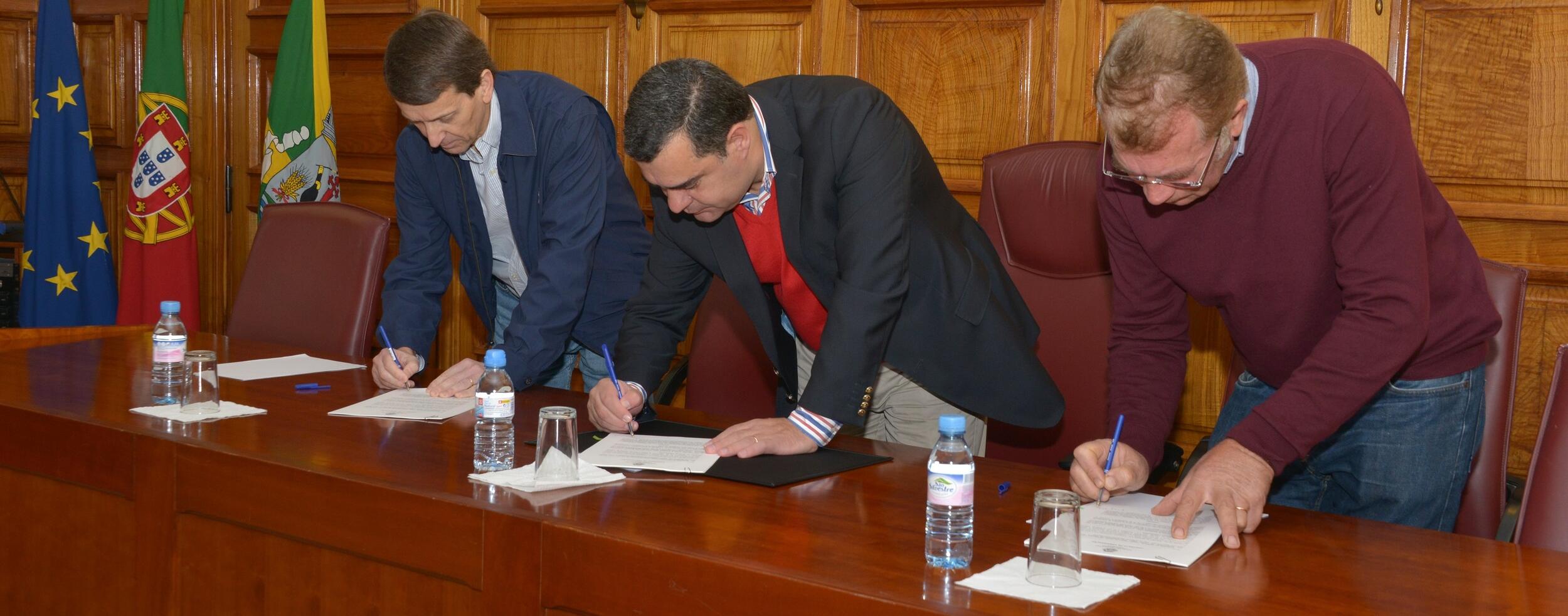 Formalizadas obras nas Avenidas Jorge Peixinho e Antero Brotas