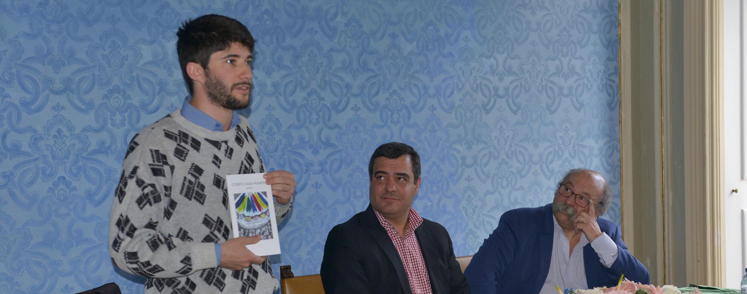 Corpo Casa Mundo apresentado na Casa Mora