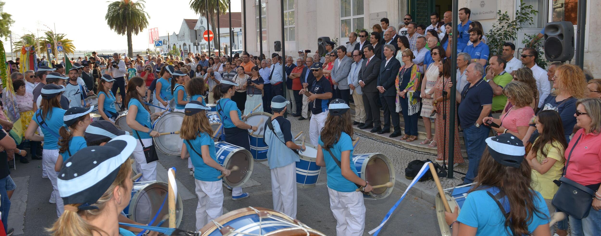 Festas de São Pedro na rua (c/vídeo)