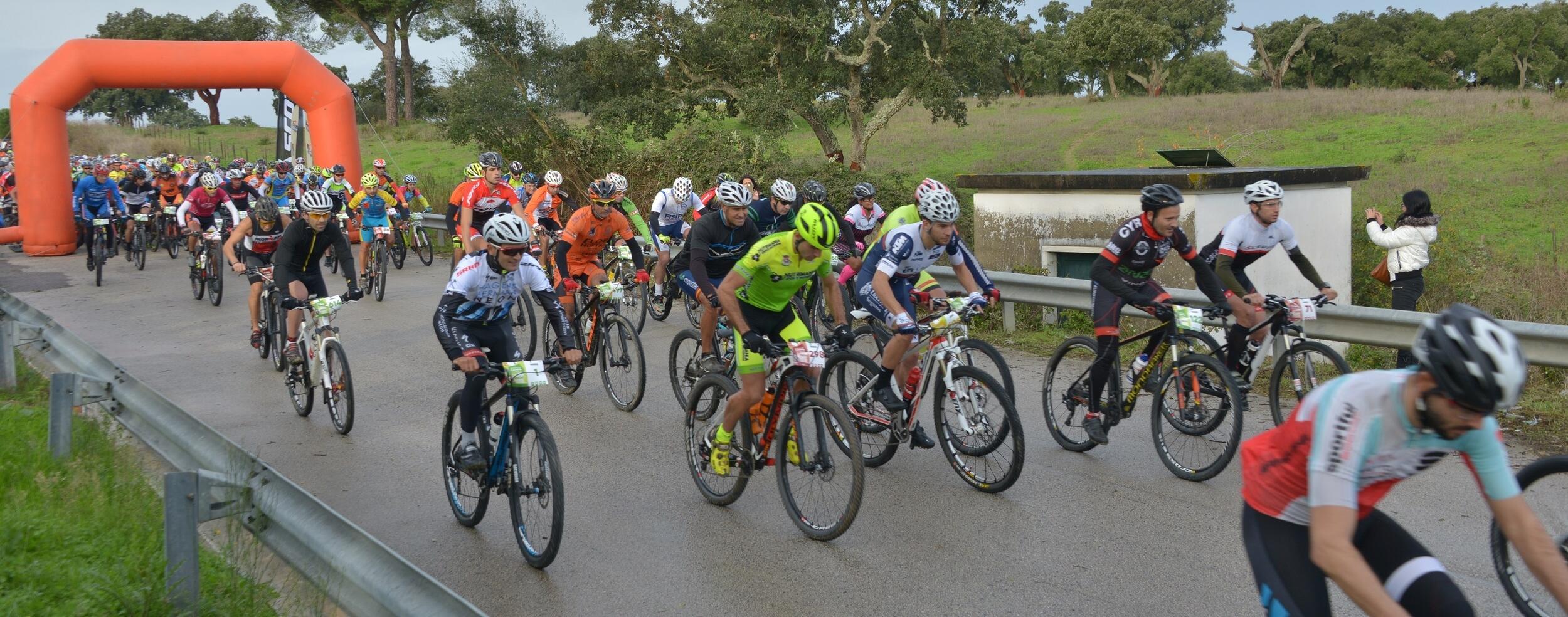 Maratona BTT leva mais de 700 atletas a Canha (c/vídeo)