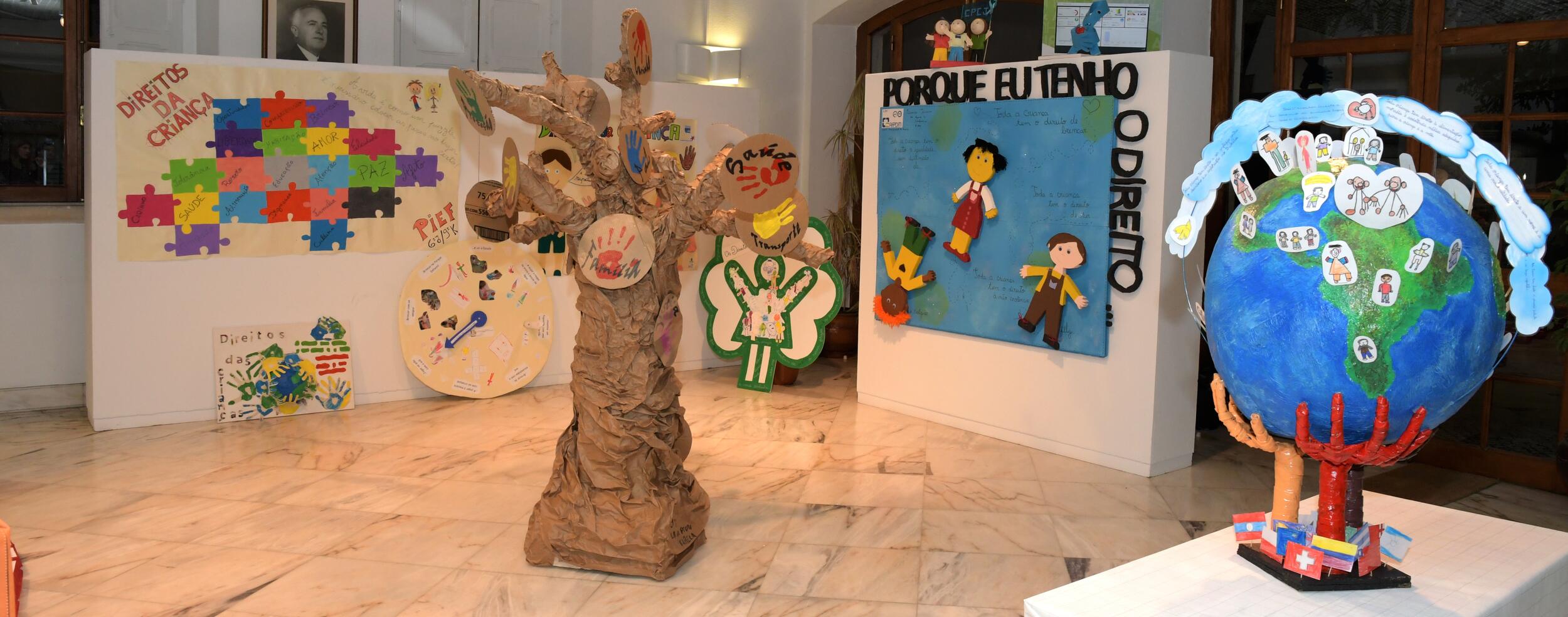 Exposição “Criança, sujeito de direitos”