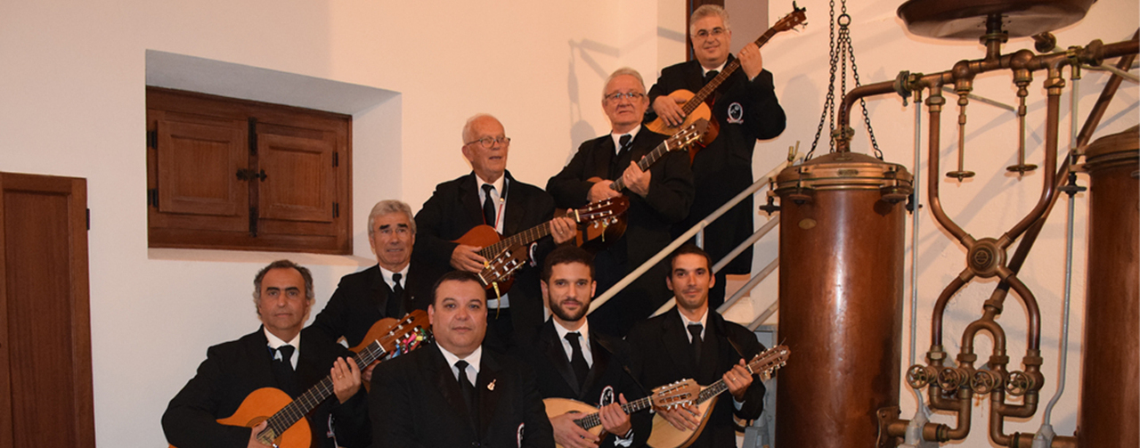 Grupo de Serenatas "Sinfonias ao Luar" lança o seu primeiro CD