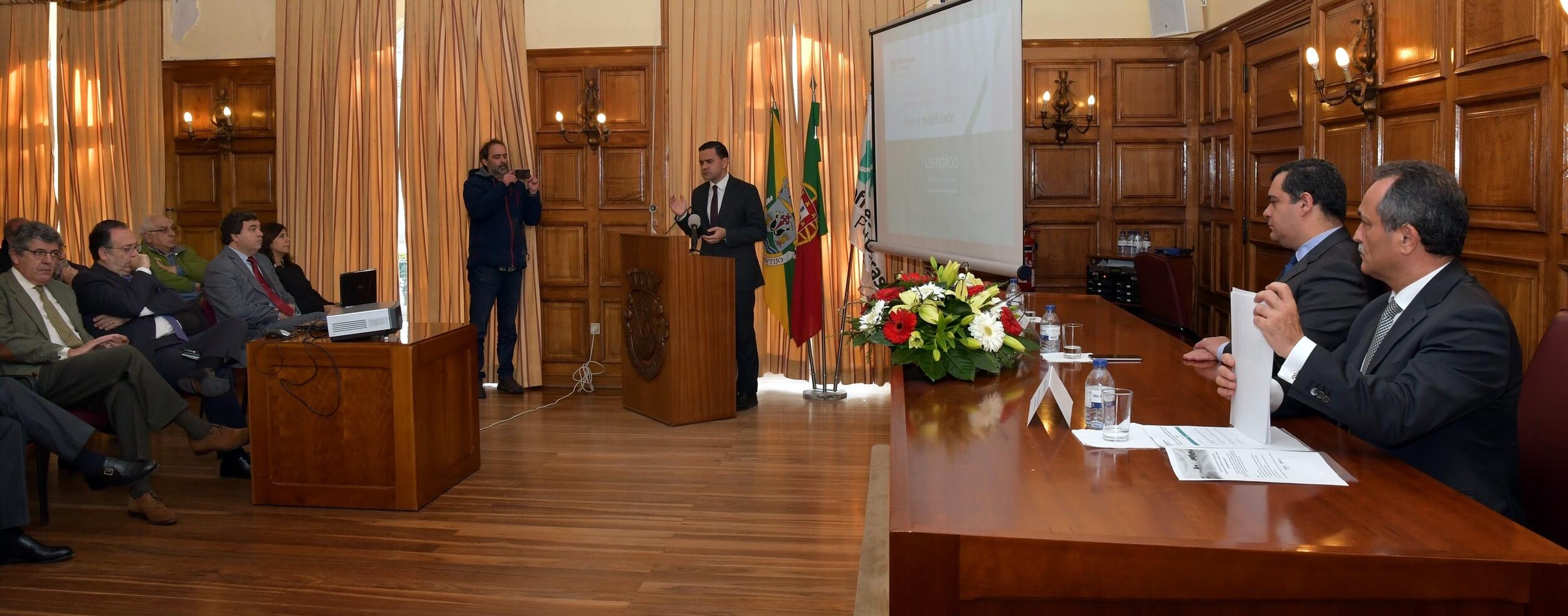 Lançamento da empreitada \\ Obras na EN4 vão iniciar em agosto