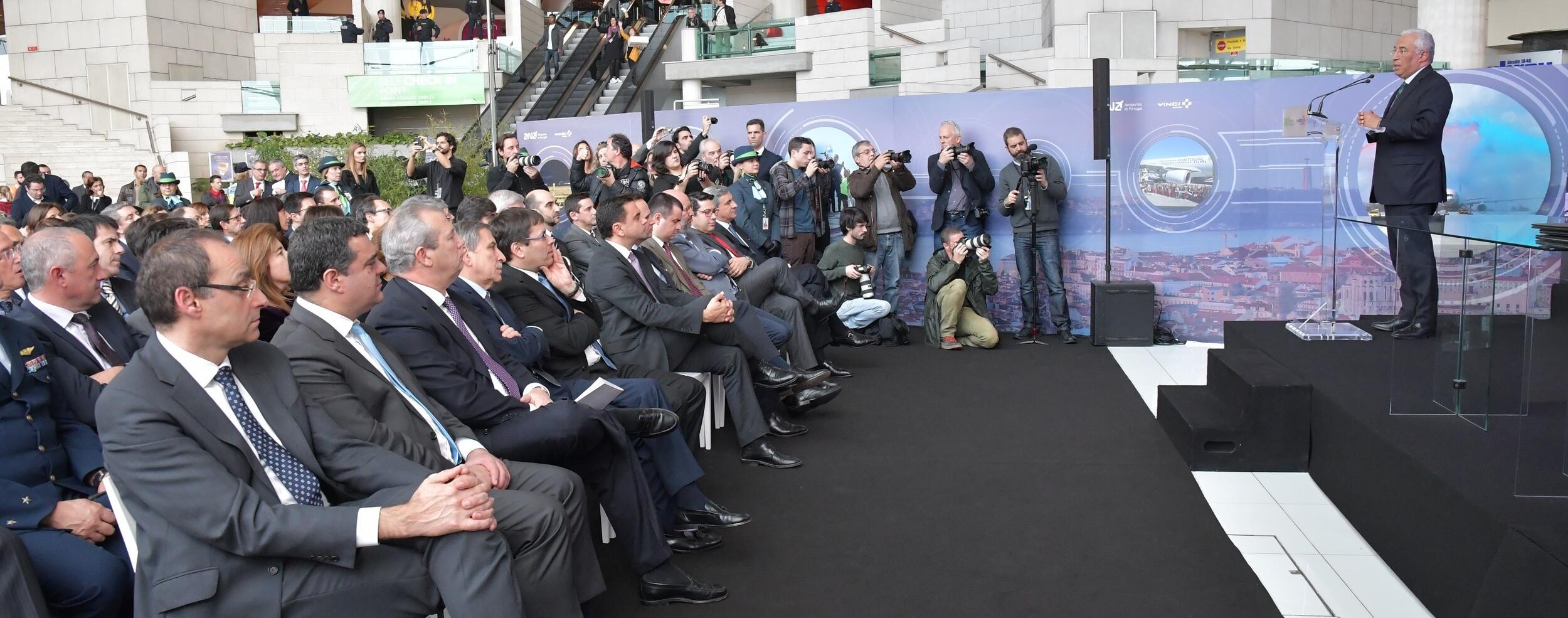Assinatura Memorando Novo Aeroporto - "Um dia histórico para o Montijo”
