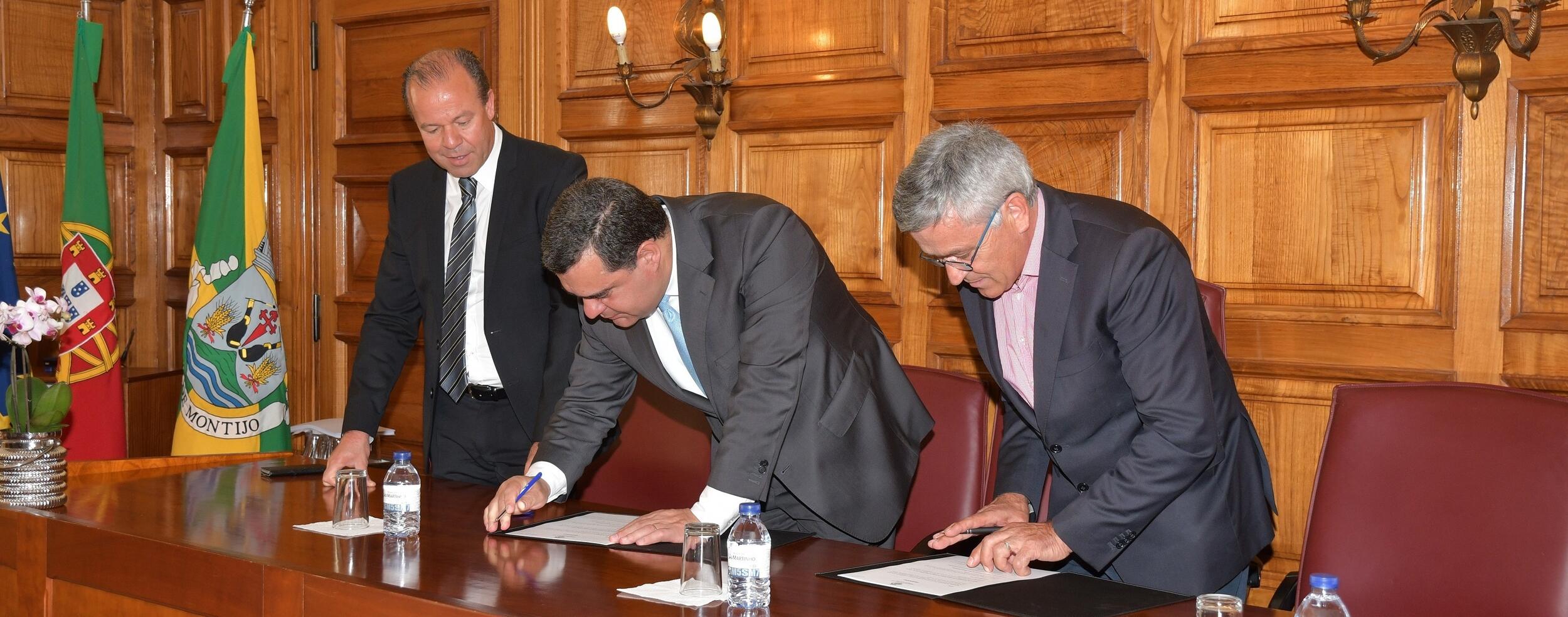 Câmara e FPAS assinam protocolo para a Feira do Porco 2018