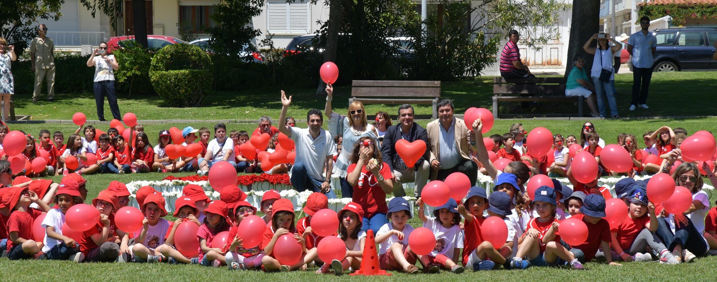 EB Ary dos Santos apoia Operação Nariz Vermelho