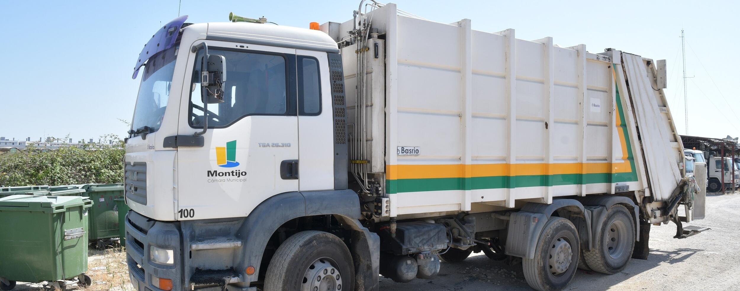 Informação à População \\ Greve da Amarsul afeta recolha de resíduos