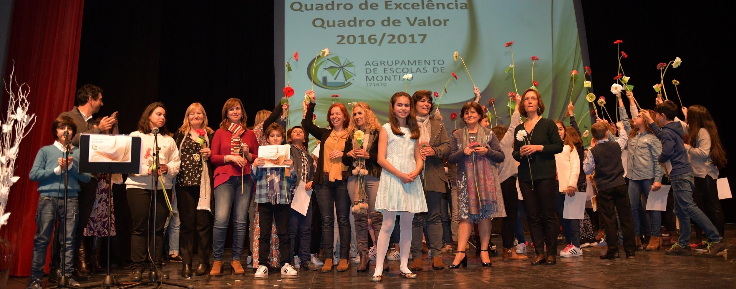 Agrupamento de Escolas entrega diplomas de Valor e Excelência