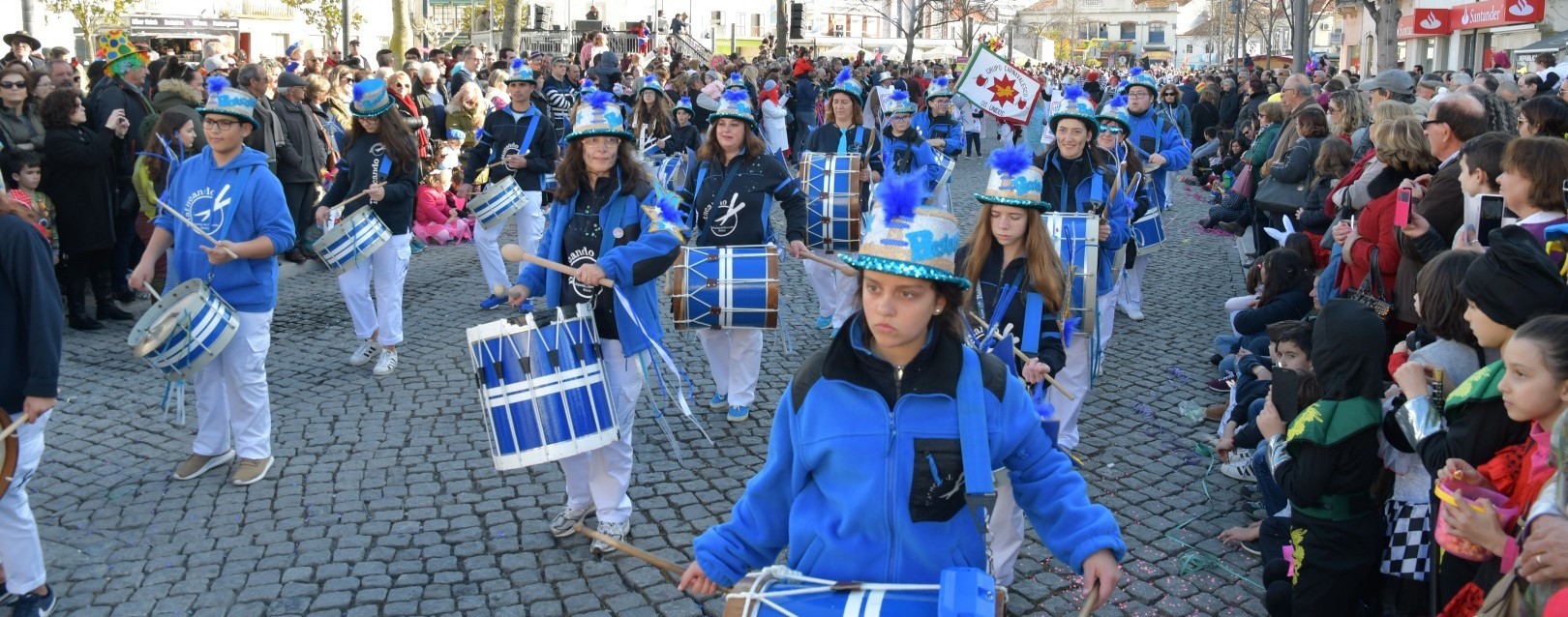 ﻿Mais de 50 mil pessoas no Carnaval do Montijo