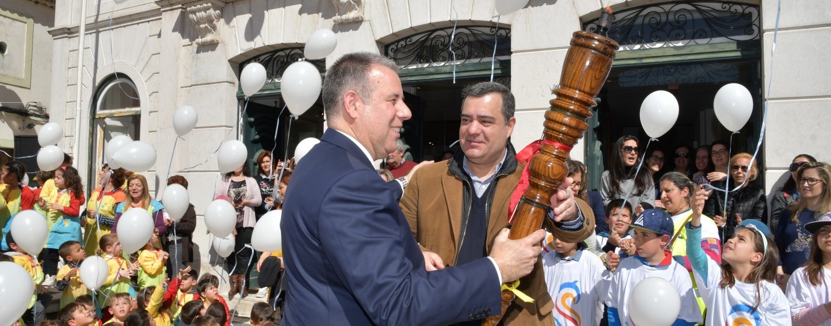 Montijo entrega Chama da Solidariedade a Alcochete (c/vídeo)