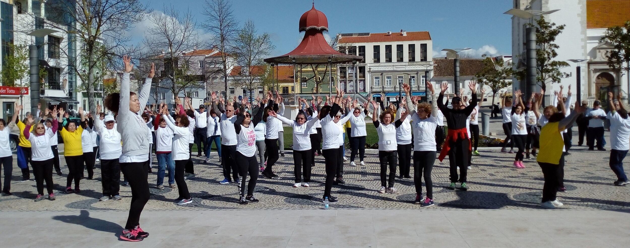 Manhã Desportiva na Praça