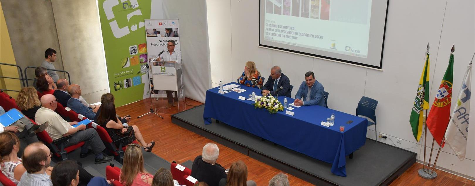 CEDEL debate empregabilidade e responsabilidade social