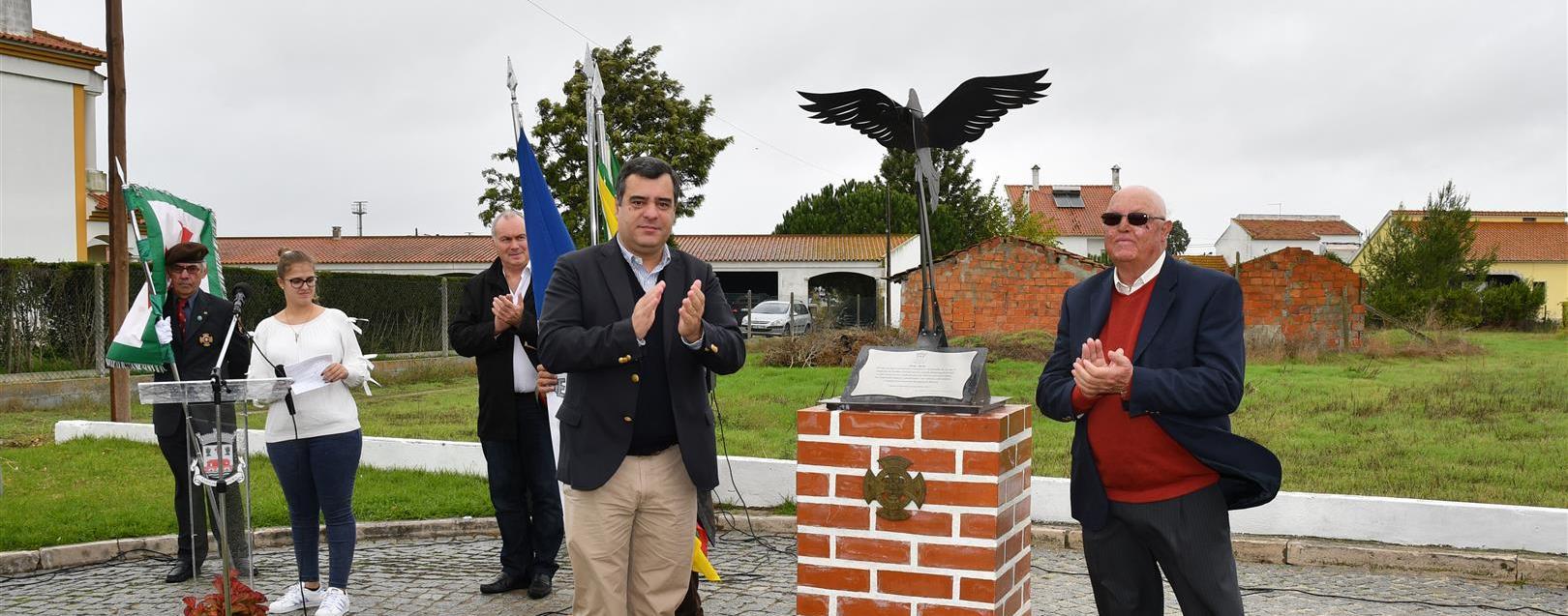 Sarilhos Grandes inaugura memorial em honra dos soldados portugueses