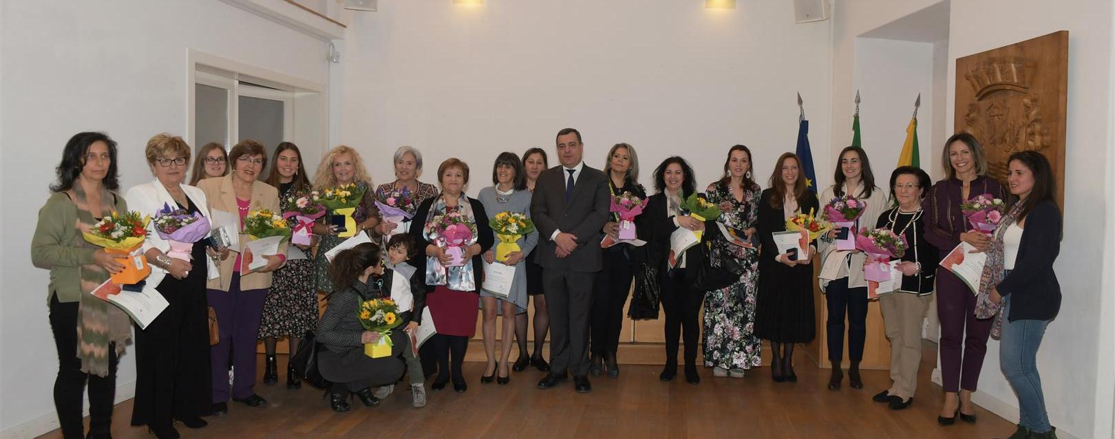 Montijo distingue mulheres da área do turismo e restauração (c/vídeo)