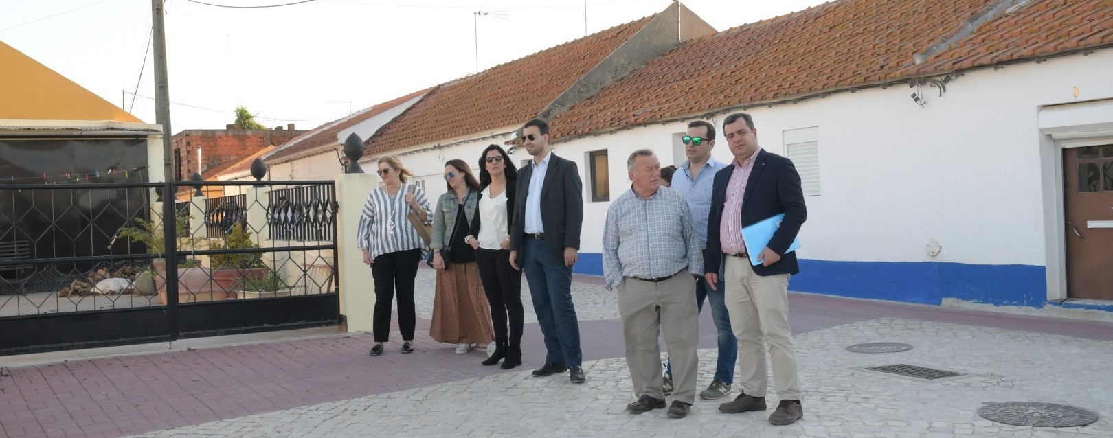 Educação e espaço público marcam visita à União das Freguesias de Pegões