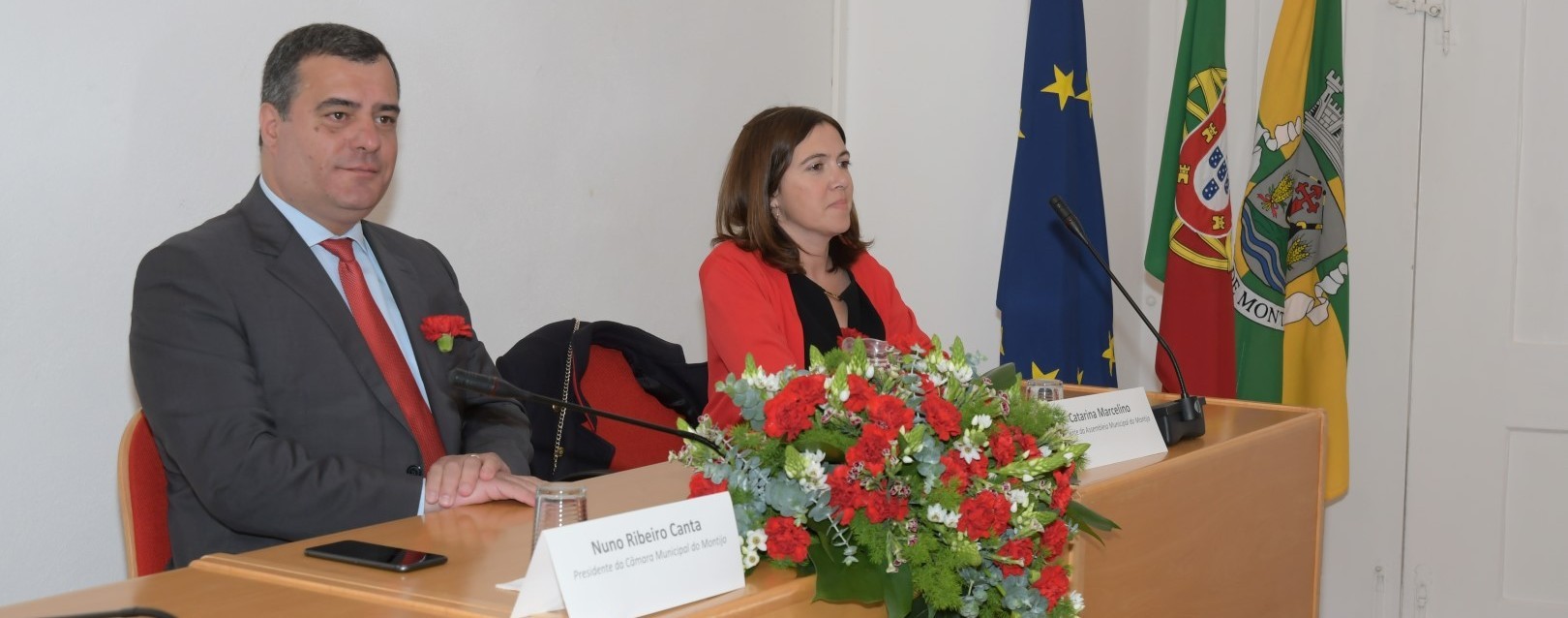 Montijo celebra valores de Abril