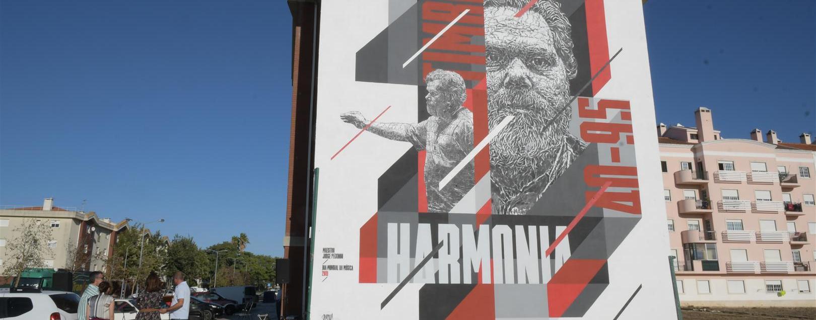 Câmara presta homenagem a Jorge Peixinho com mural de arte urbana (c/vídeo)