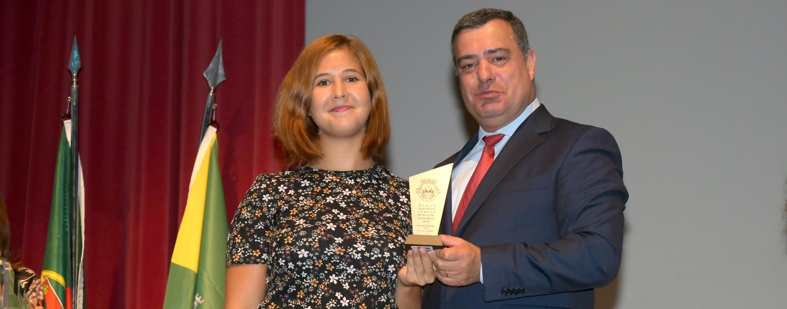 Andreia Serrão sobe novamente ao pódio