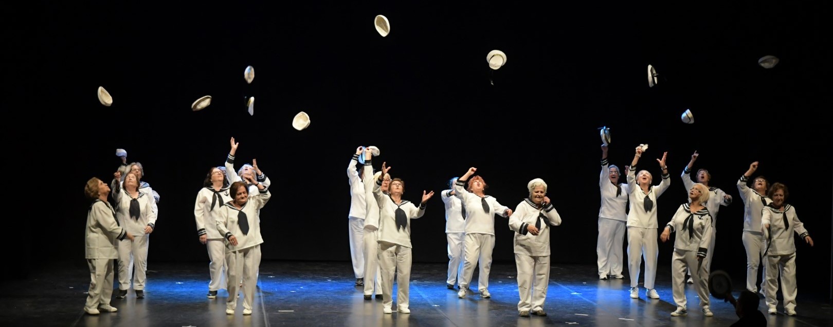 No Palco da Vida aplaudido por centenas de seniores