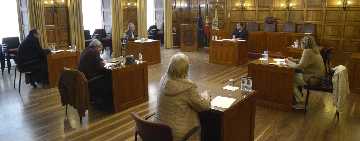 COVID-19 \\ Câmara vai apoiar realização de testes nos lares de idosos do concelho