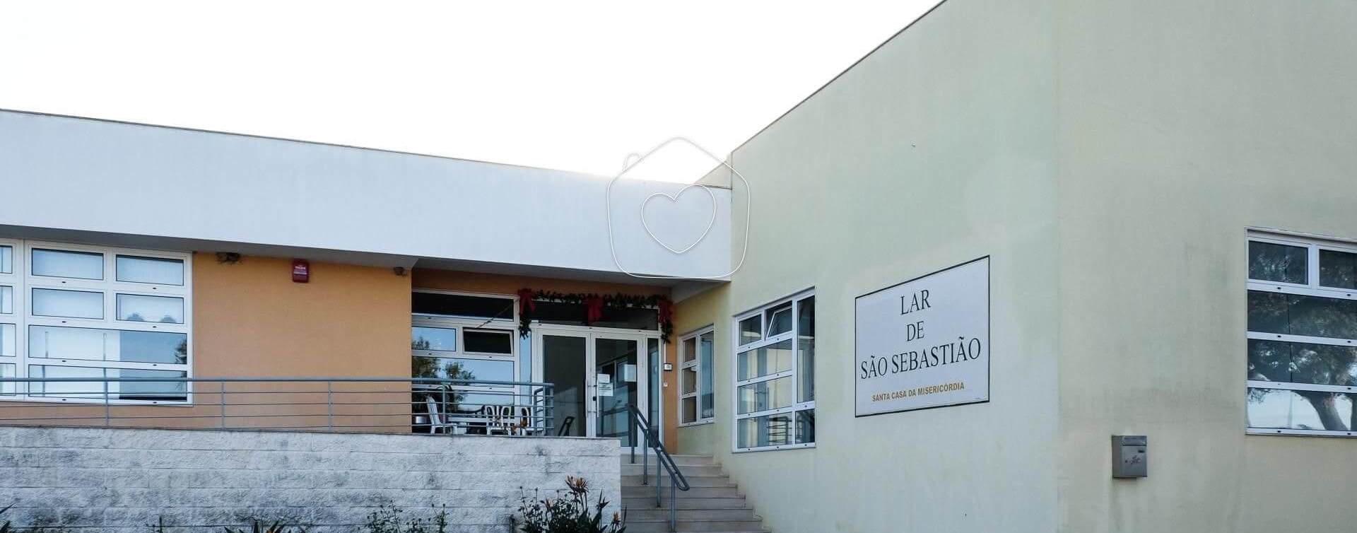 Apoio à Santa Casa da Misericórdia de Canha para obras