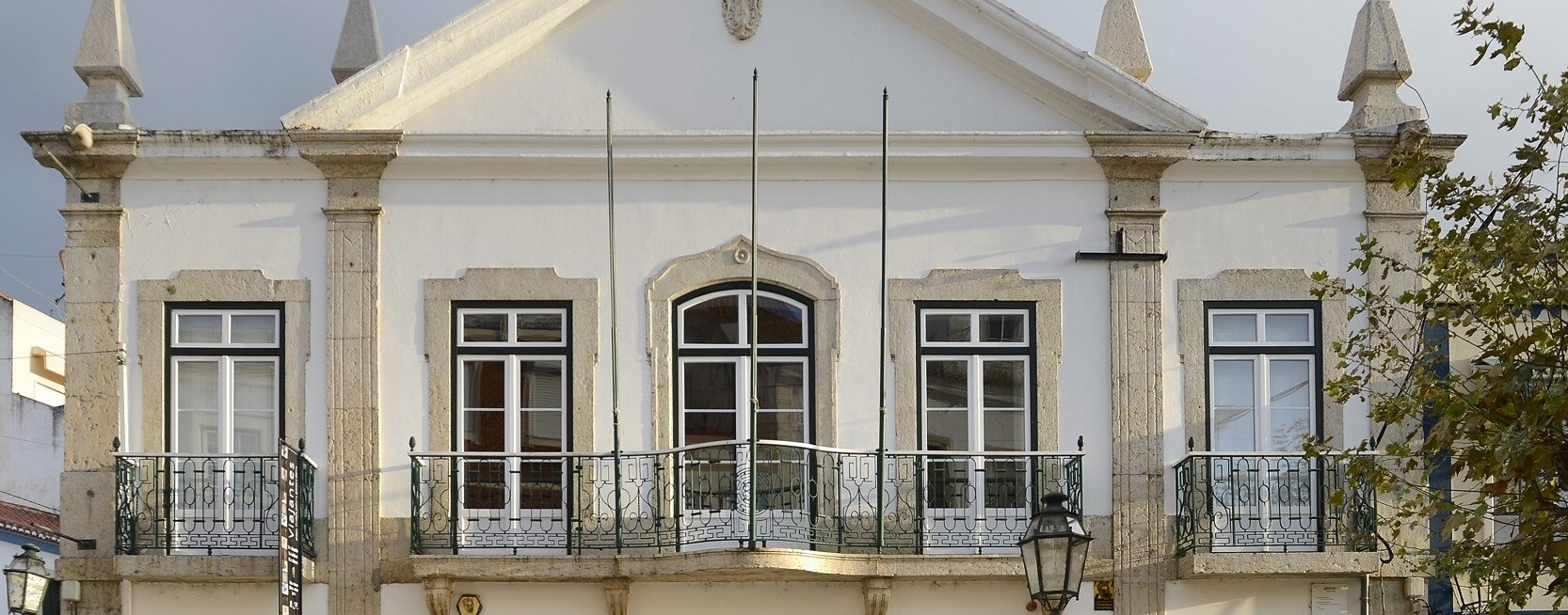 Equipamentos municipais encerram ao sábado à tarde