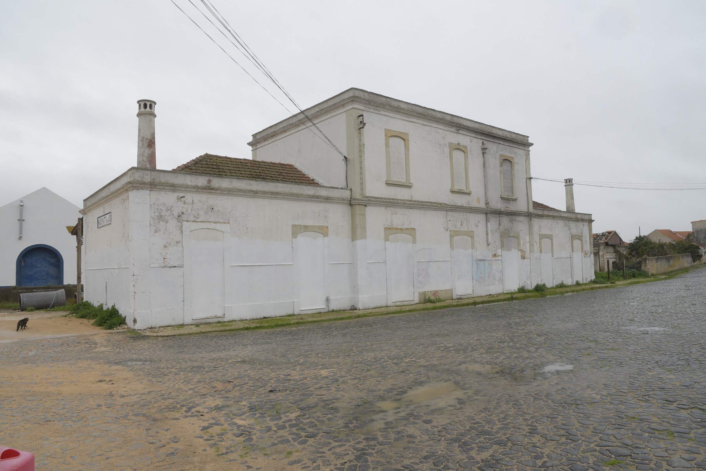 Câmara inicia requalificação da antiga Estação Ferroviária do Montijo