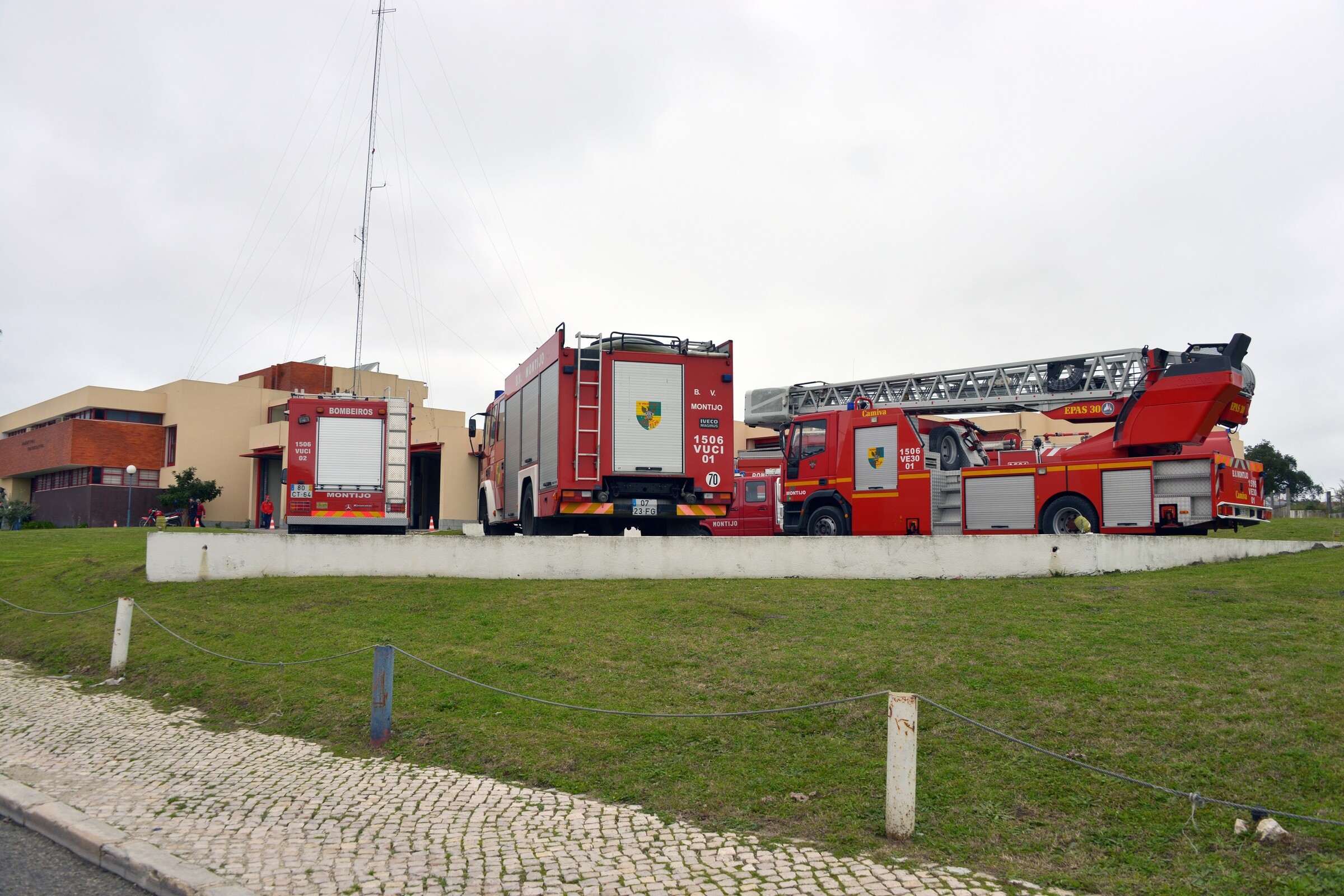 Câmara suporta aquisição de Equipamentos de Proteção Individual aos Bombeiros Voluntários do Montijo