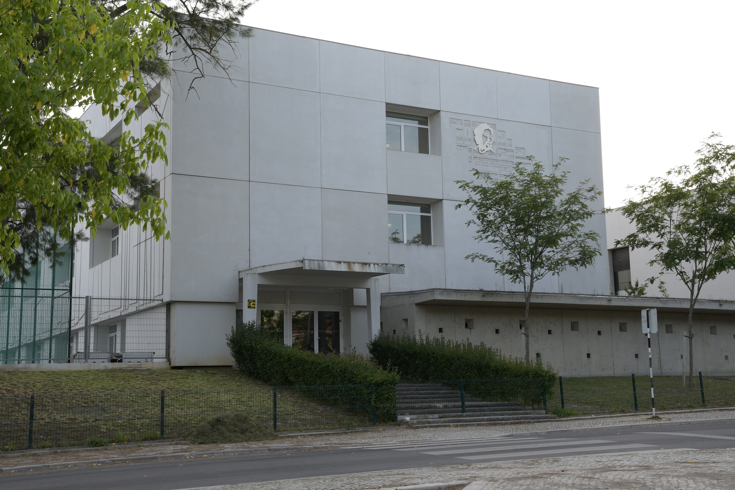 Secundária Jorge Peixinho vence 6.º Jogo de Gestão Interescolas