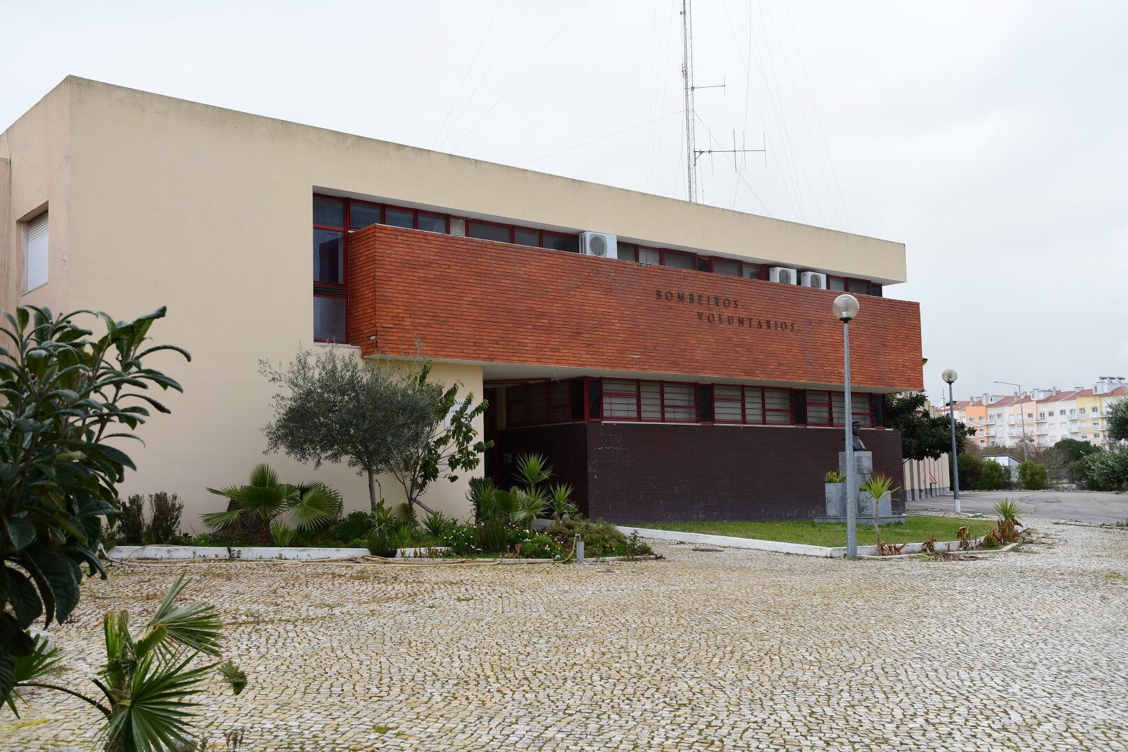 Câmara apoia bombeiros do Montijo na aquisição de equipamentos